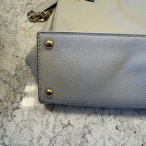 Pre-Owned Michael Kors Vanilla Leather gold Link saschel purse shoulder bag - Picture 11 of 16